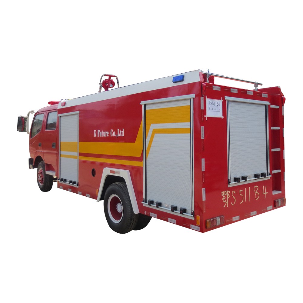 Пожарная машина Dongfeng 4 * 4